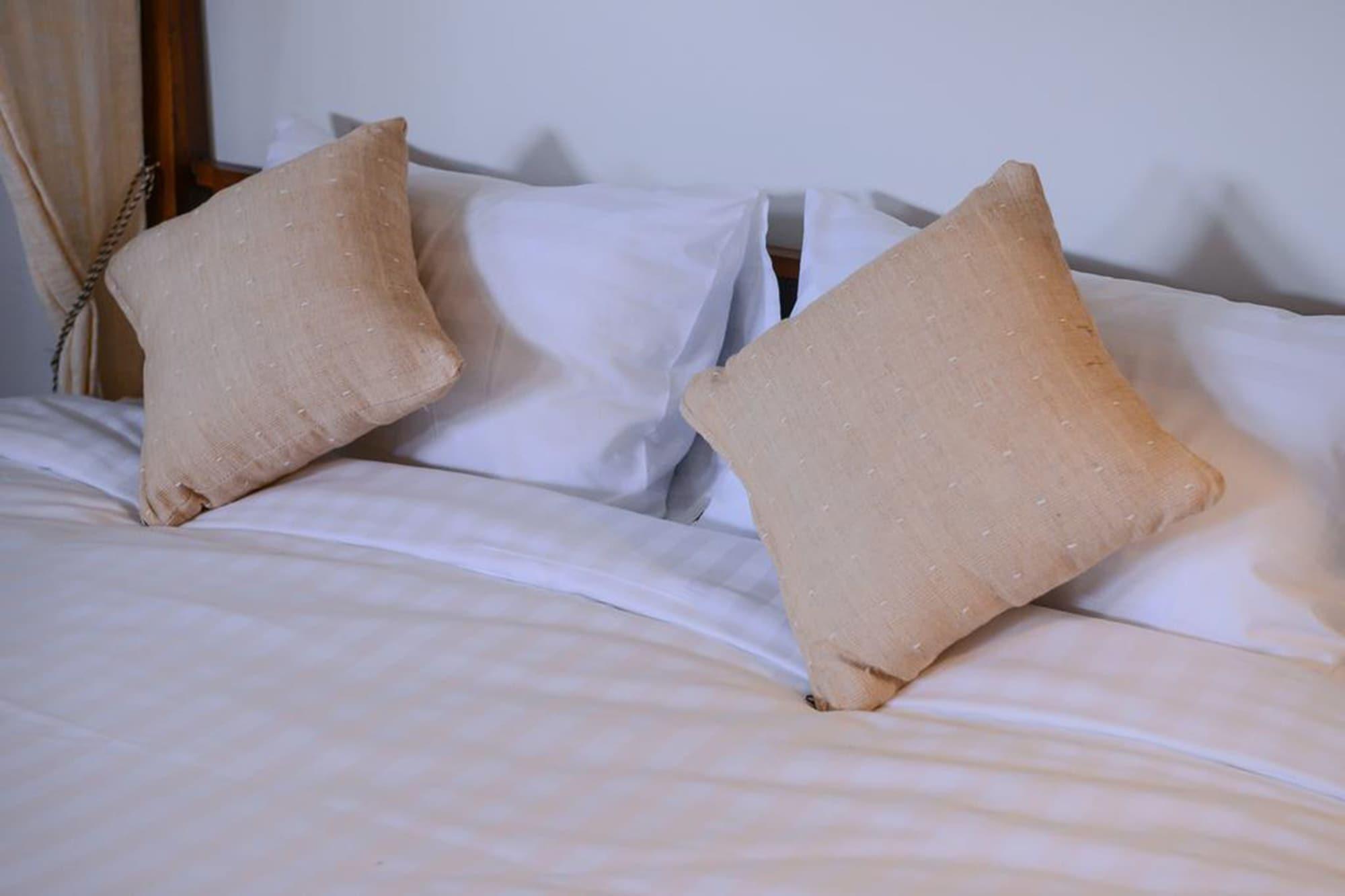Neighbor Phuthon Bed & Breakfast Bangkok Exterior photo